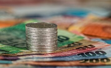 O co chodzi z wrzucaniem w koszty? O co chodzi z wrzucaniem w koszty?