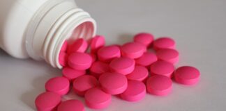 Po jakim czasie od podania paracetamolu można podać ibuprofen? Po jakim czasie od podania paracetamolu można podać ibuprofen?